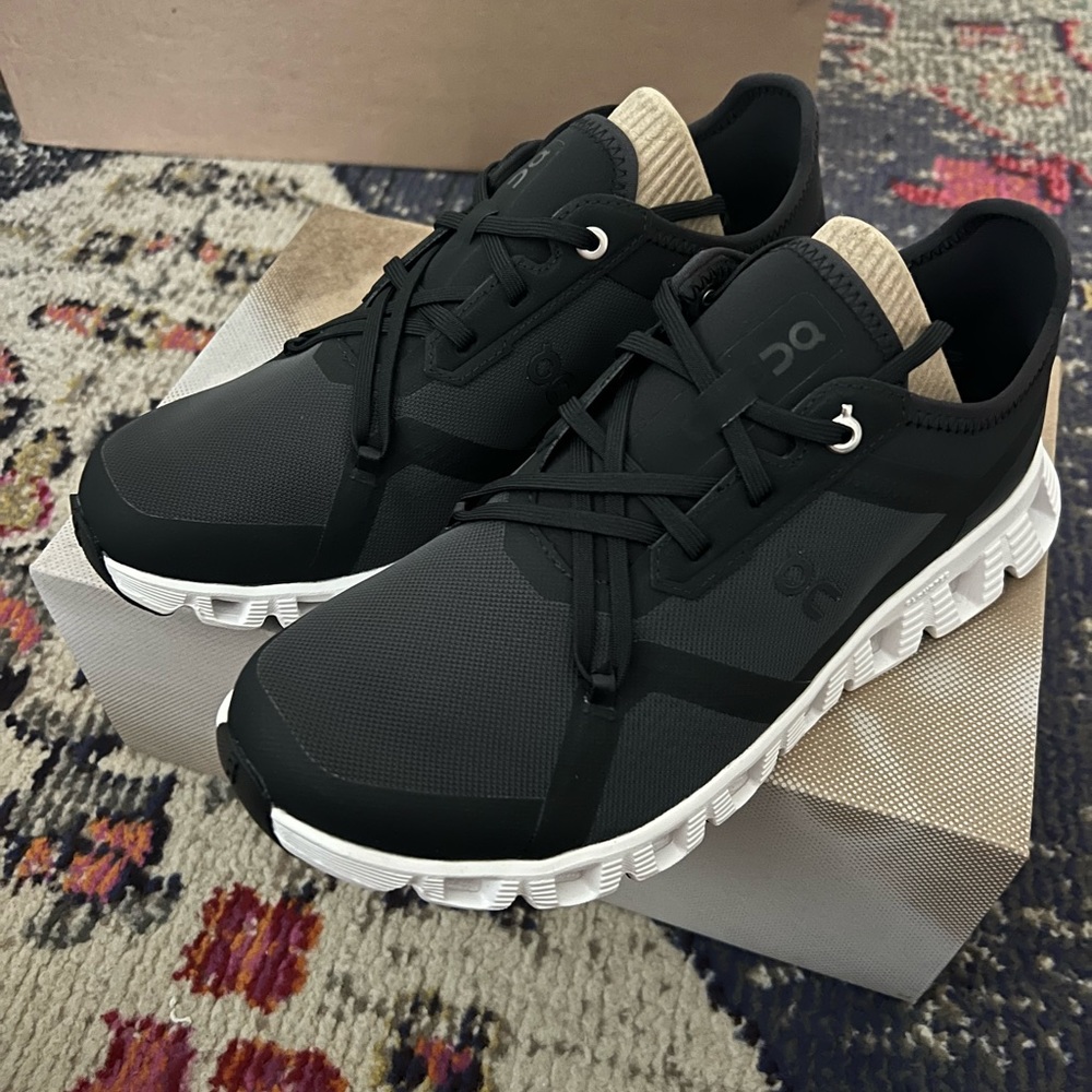 ON cloud sneakers
